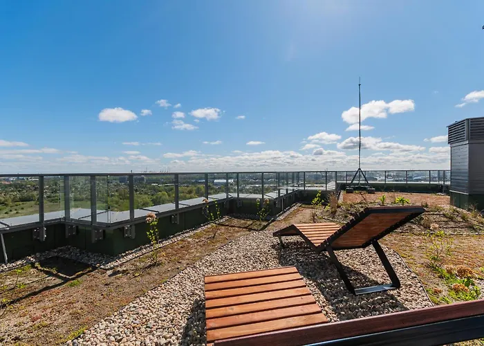 Horizon 63 Superior By Grand