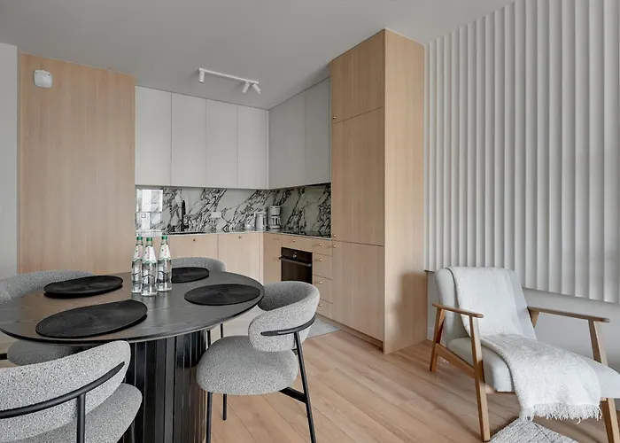 Horizon 63 Superior By Grand * غدانسك